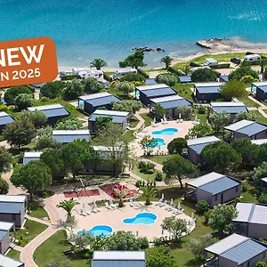 Holiday park Aminess Planet Homes Sirena, Novigrad (Istria)